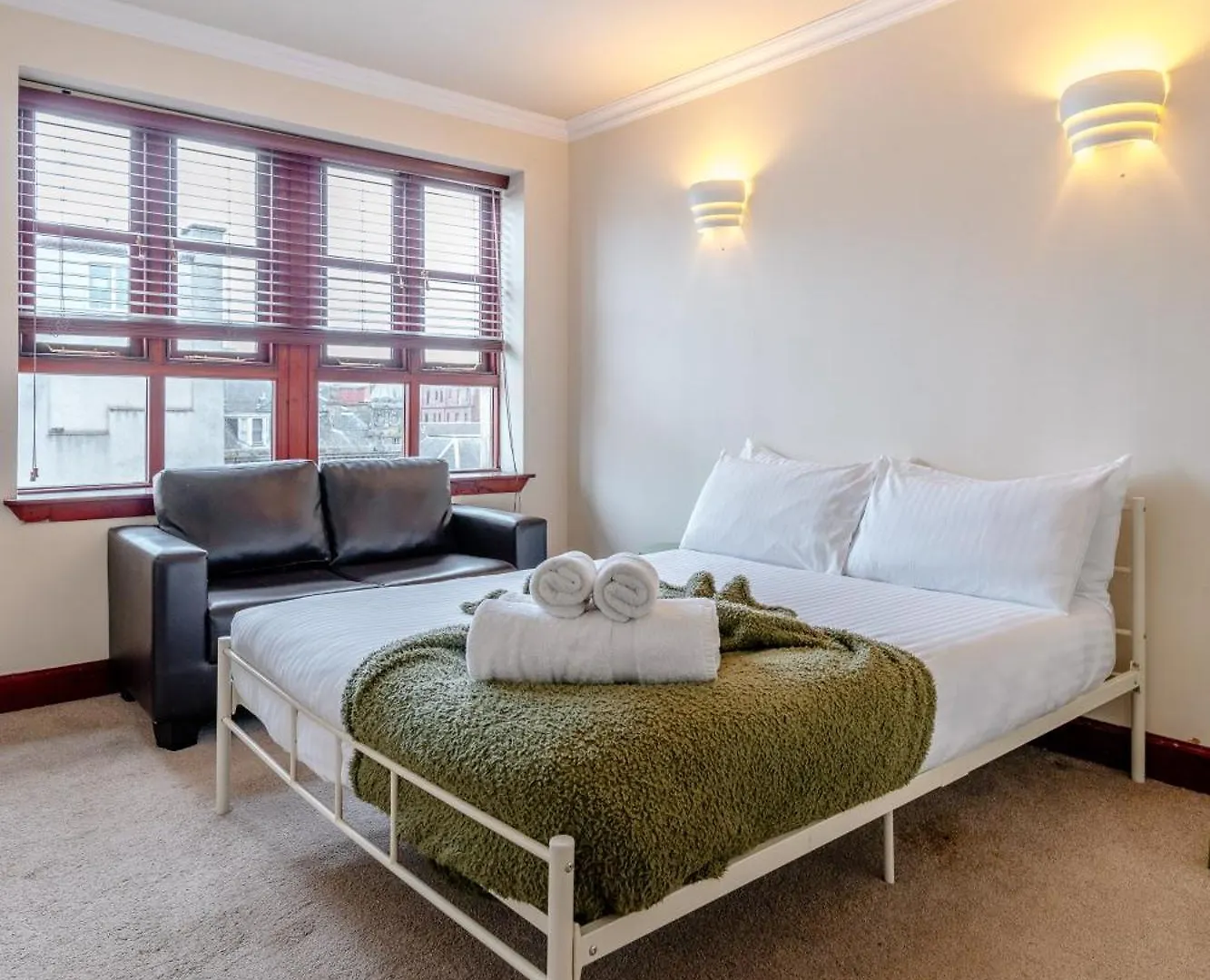 Comfortable Leith Free Parking Эдинбург 0*,  Великобритания